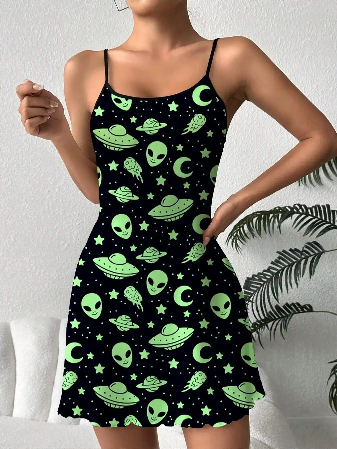 Sexy Heart Eyelash Print Slip Nightdress Lettuce Trim Round Neck Sleep Mini Dress For Valentine's Day Women's Sleepwear Dresses