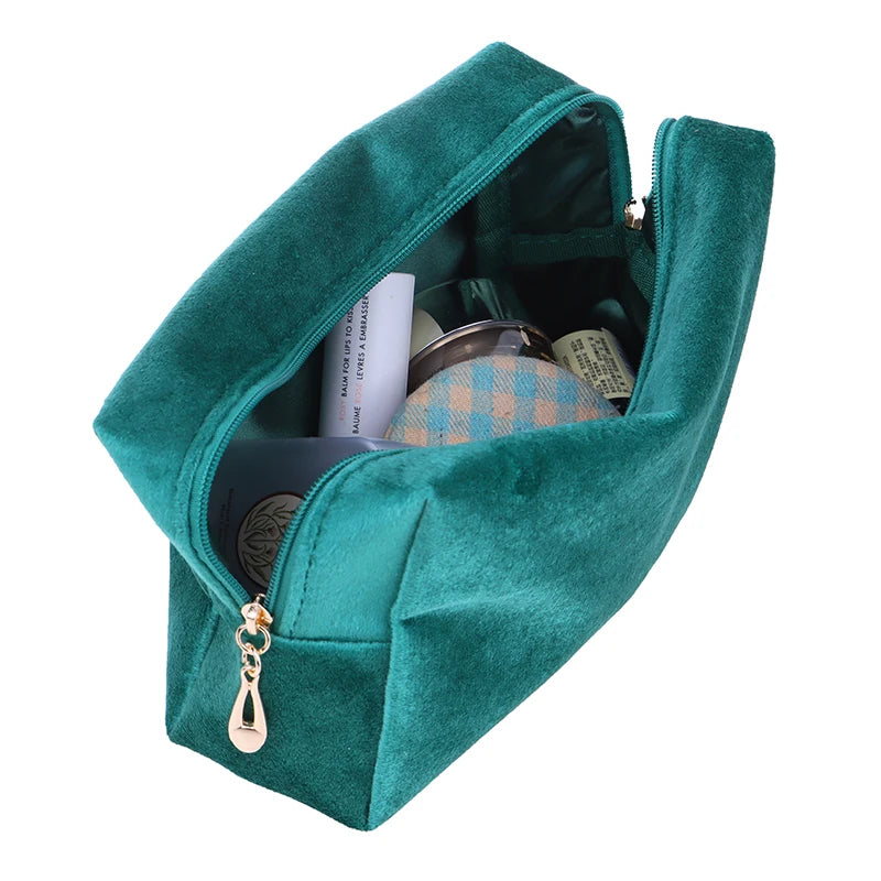 1 Pc Velvet Women Cosmetic Bag Travel Large Makeup Bag Solid Color Zipper Lipstick Storage Bags Female Make Up Organizer Pouch